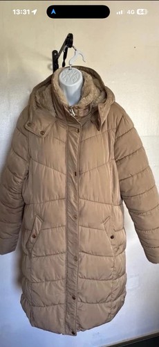 Ladies size puffer - 14, beige